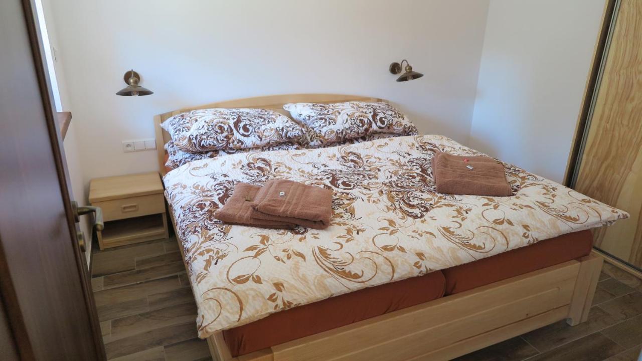 Appartement Club Rezidence Pod Luci à Loučovice Extérieur photo